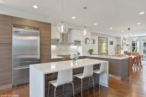 1321 Nelson St, Chicago IL 60657-3103 exterior