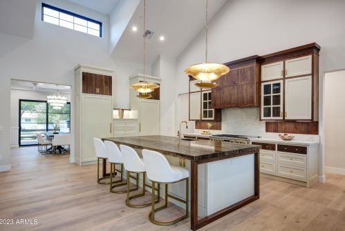 3942 Elm St, Phoenix AZ  85018-3616 exterior