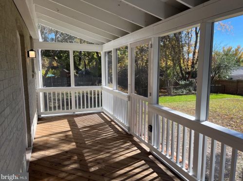 4608 Coachway Dr, Rockville MD  20852-2338 exterior