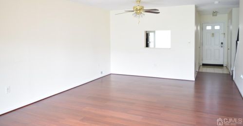 149 Abbot Ct, Piscataway NJ  08854-6203 exterior