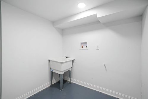 2102 71st St, Chicago IL  60649-2104 exterior