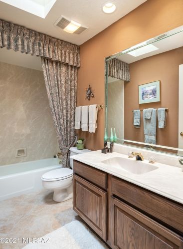 900 Camino Corrida, Tucson AZ 85704-7652 exterior