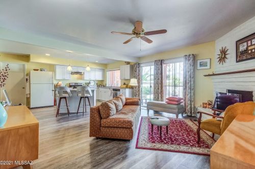 8961 3 St, Tucson AZ 85711-1416 exterior