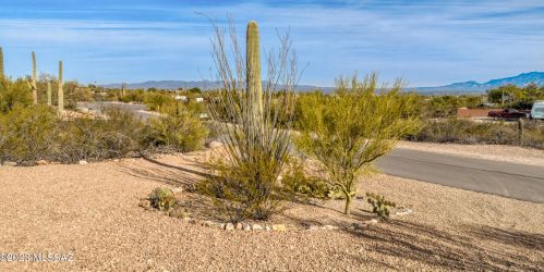 4331 Paseo Del Barranco, Tucson AZ  85745-9545 exterior