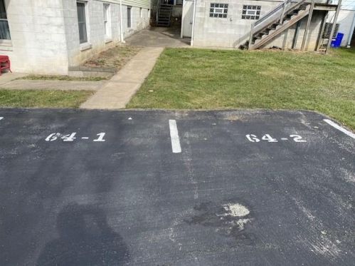 64 Race St, Manor PA 15665-1609 exterior