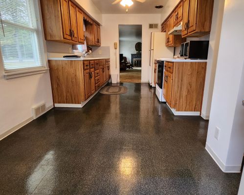 1926 Shettler Rd, Meskegon MI 49444-4255 exterior