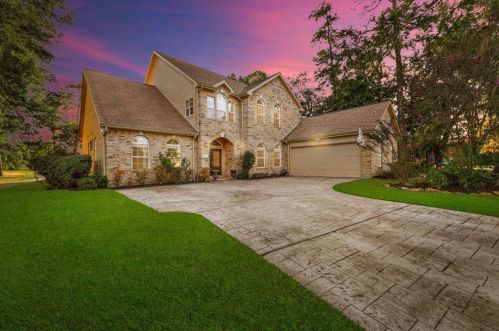 19027 Match Play Dr, Humble, TX 77346-6103