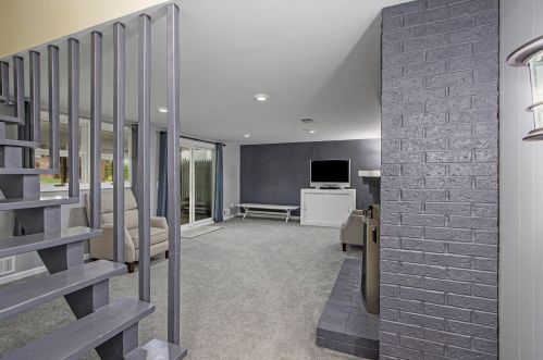 5163 Lewsinda Ave, Kalamazoo MI 49009-3823 exterior