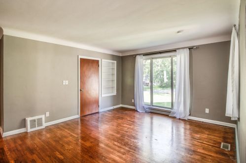 3109 Courtlandt Ave, Kalamazoo, MI 49004-1627