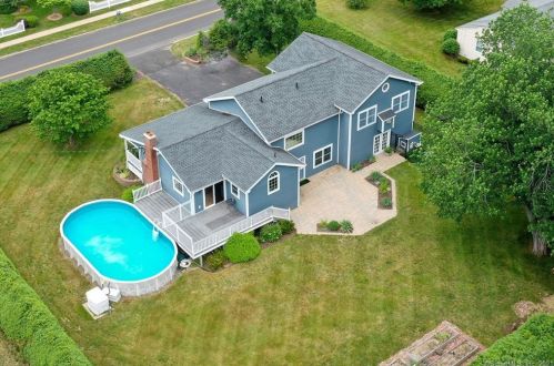 209 Gardner St, Manchester, CT 06040-6754