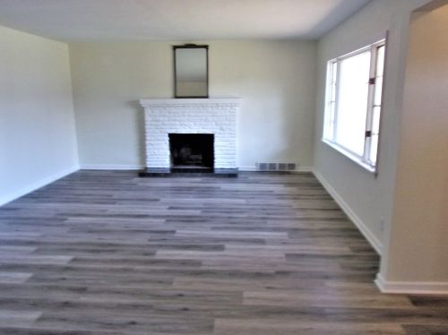 613 Cowles Ave, Joliet, IL 60435-5913