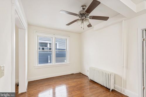 911 45 Pl, Washington DC 20019-3717 exterior