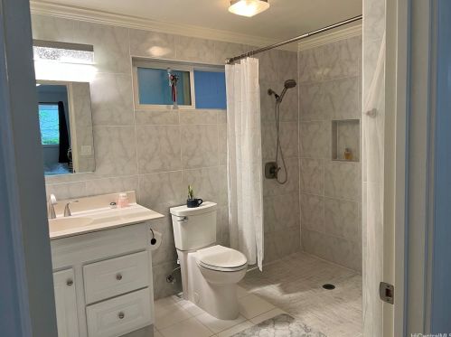 1952 Bertram St, Honolulu HI 96816-2006 exterior