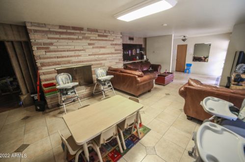 420 Chandler Blvd, Chandler AZ 85226-3893 exterior