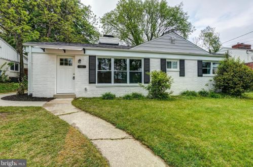 810 Bayfield St, Silver Spring MD  20912-7351 exterior