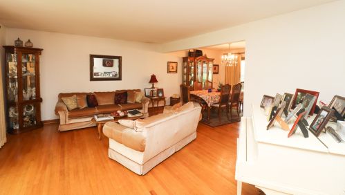 801 Rosary Ln, Joliet, IL 60435-2847