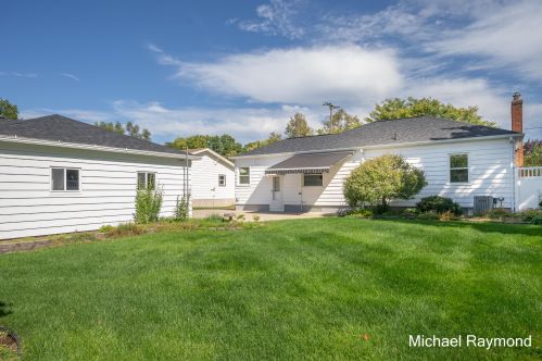 941 Fairfield Ave, Grand Rapids MI 49504-3745 exterior