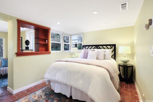 1196 Cornell, Berkeley CA 94706-1747 exterior