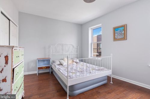 334 Cantrell St, Philadelphia PA  19148-3320 exterior