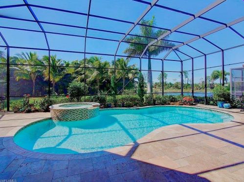 7773 Classics Dr, Naples FL 34113-3170 exterior