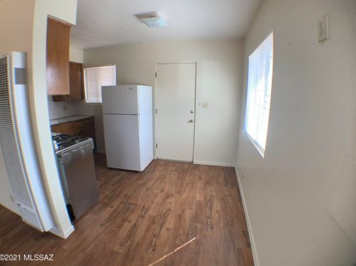 4422 Lee St, Tucson AZ  85712-3982 exterior