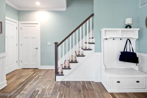 908 Calvin St, Lacey NJ 08731-1056 exterior