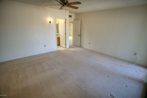 1060 Calle De Pitahaya, Green Valley AZ 85622-4816 exterior