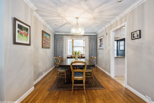 3534 Pne Grv Ave, Chicago IL 60657-1877 exterior