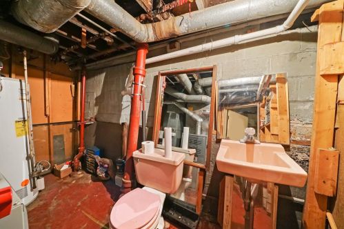 8417 Brandon Ave, Chicago IL 60617-4457 exterior