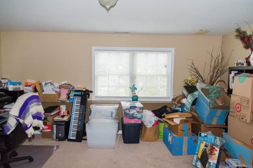 639 Old Colony Rd, Meriden CT 06451-6301 exterior