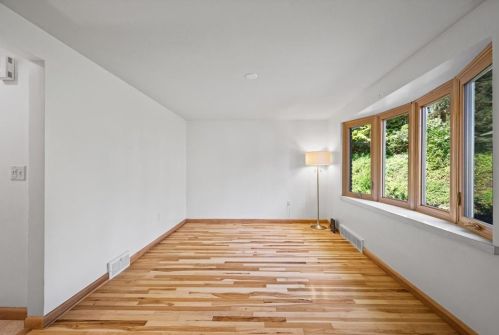 309 Highland Pne Ct, Pittsburgh PA 15237-2019 exterior