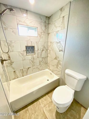 1829 37 Dr, Phoenix AZ 85029-1109 exterior