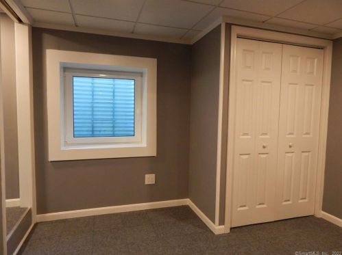 75 Bush Hl Rd, Exeter CT 06249-1210 exterior