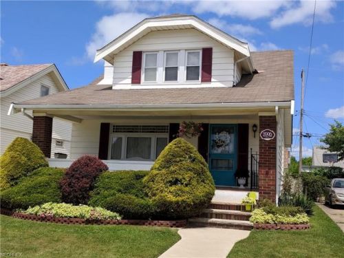 7006 Kenneth Ave, Cleveland OH  44129-2956 exterior