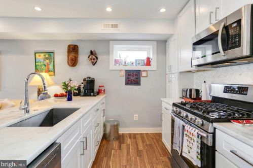 419 Newton Pl, Washington DC 20010-1715 exterior