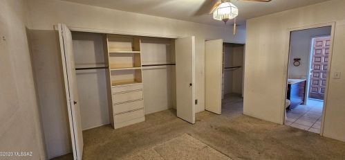 5302 Hawthorne St, Tucson AZ 85710-1645 exterior