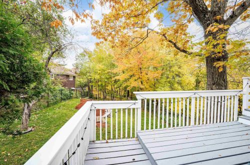 418 Minneapolis Ave, Duluth MN 55803-1856 exterior