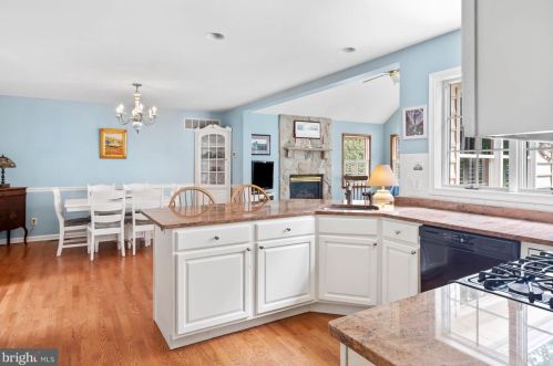 48 Bay Breeze Dr, Lewes DE 19958-2110 exterior