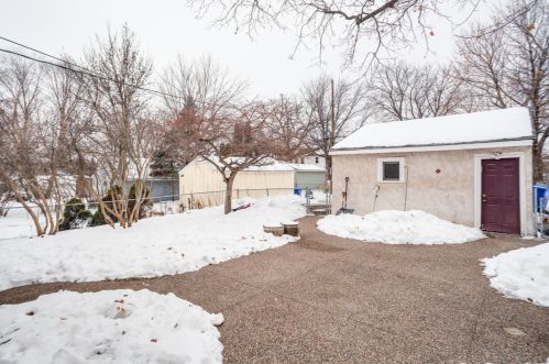 1305 Hartford Ave, Saint Paul MN 55116-1623 exterior