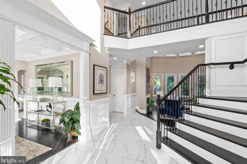 1645 Kirby Rd, Mc Lean VA  22101-3240 exterior