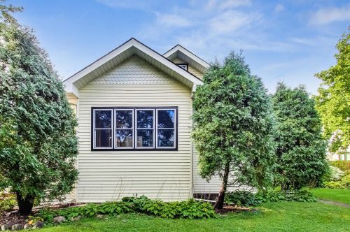 6040 Northcott Ave, Chicago IL 60631-3103 exterior