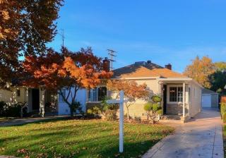 1317 1st Ave, Sacramento, CA 95818-2203