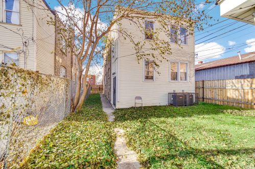 111 11 Ave, Broadview IL 60153-1959 exterior