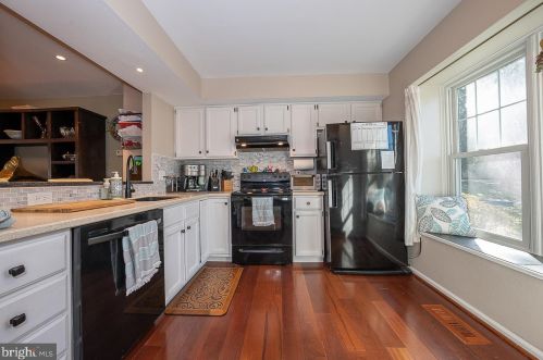 121 Bowater Ct, Media PA exterior