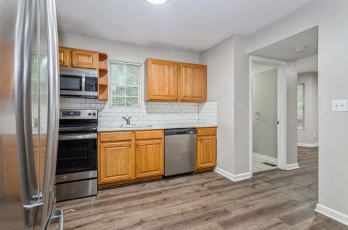 3845 Laurel Brook Way, Lithonia GA  30039-6489 exterior