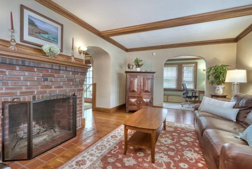 16 Robin St, Boston, MA