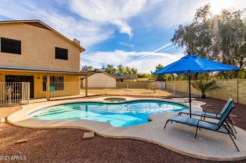 15802 37 Dr, Phoenix AZ 85029-1144 exterior