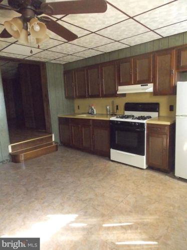 704 Christian St, Philadelphia PA 19147-3912 exterior