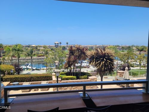 1447 Windshore Way, Oxnard CA 93035-1405 exterior