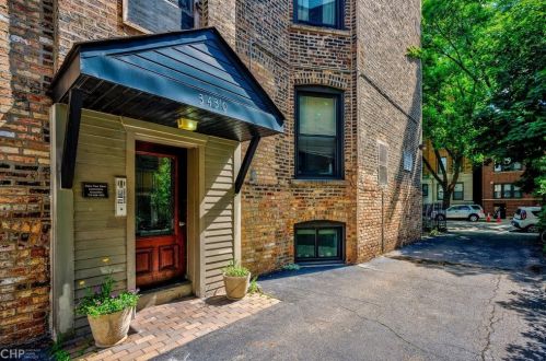 3430 Elaine Pl, Chicago IL  60657-2483 exterior